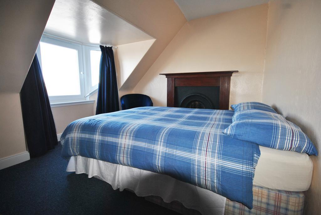 Saucy Mary'S Hostel Kyleakin Esterno foto