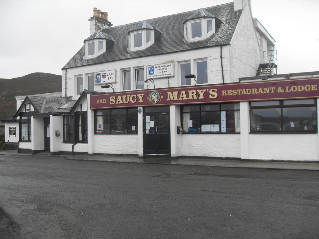 Saucy Mary'S Hostel Kyleakin Esterno foto