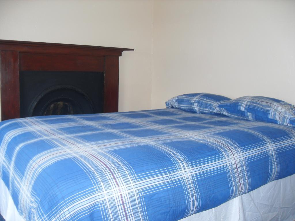 Saucy Mary'S Hostel Kyleakin Esterno foto